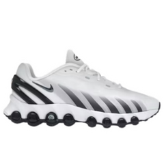 Nike Air Max Dn8 White & Black